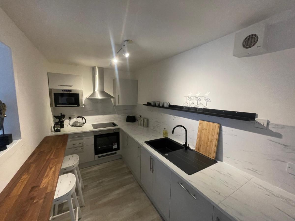 Alpine Apartments - 2 Blairgowrie and Rattray Екстериор снимка